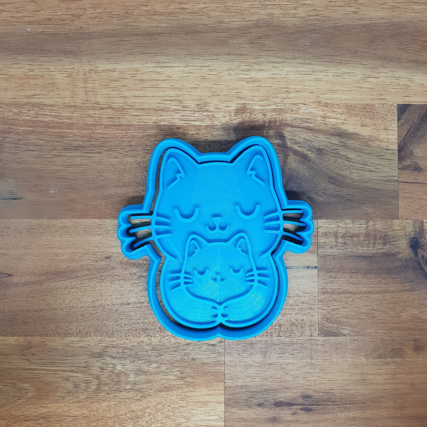 Cat Hug Cookie Cutter and Embosser. - just-little-luxuries
